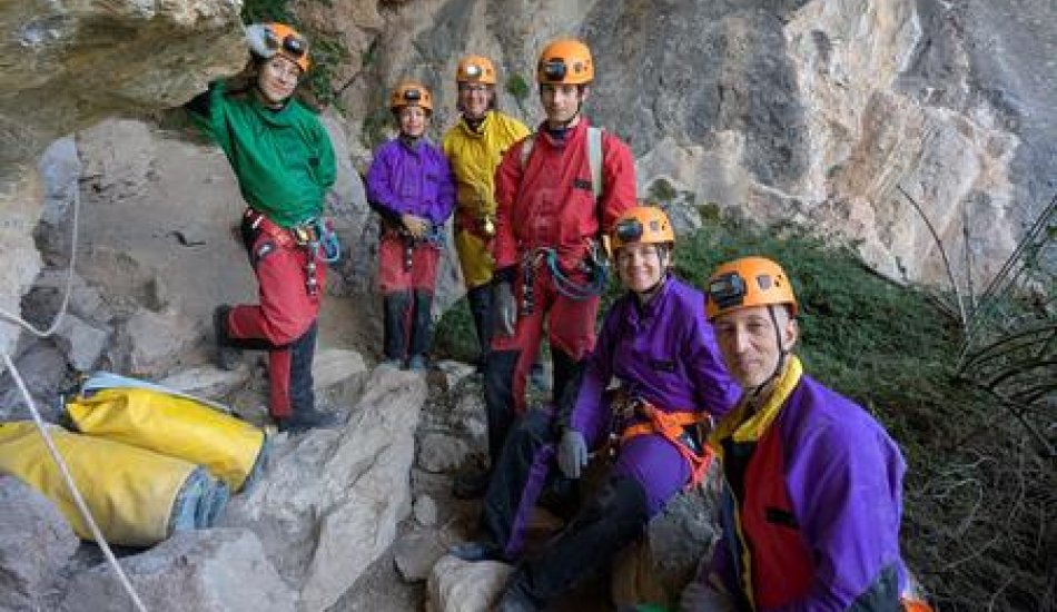Sens dessus dessous : escalade, spéléologie, canyoning_Freissinières