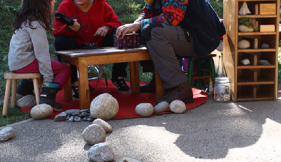 PIERRE QUI ROULE: une expérience sensorielle du monde minéral_Puy-Saint-Vincent