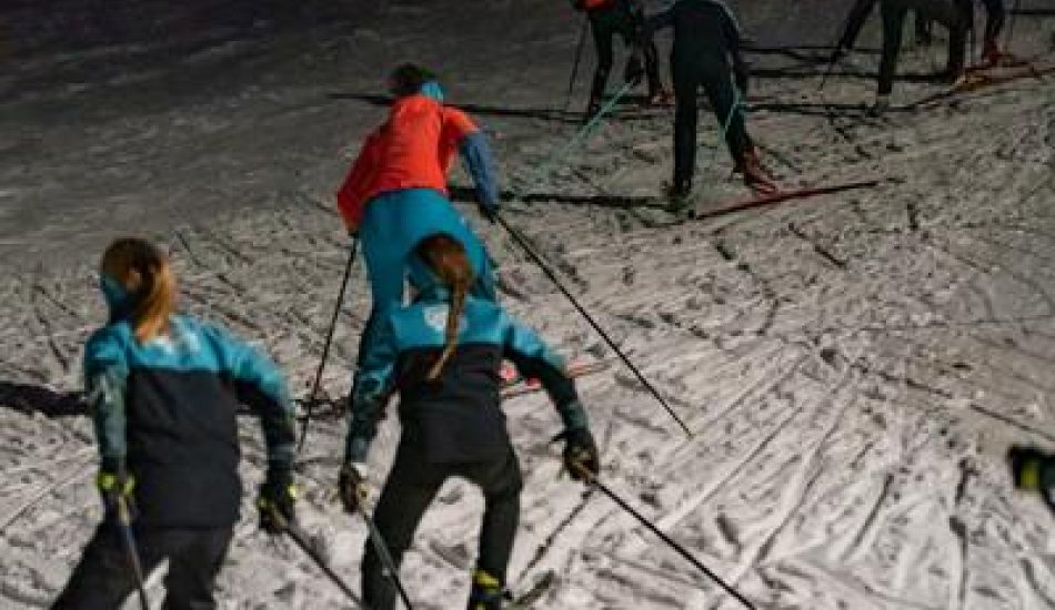 Relais à l'américaine - Course de ski de fond en nocturne_Puy-Saint-Vincent