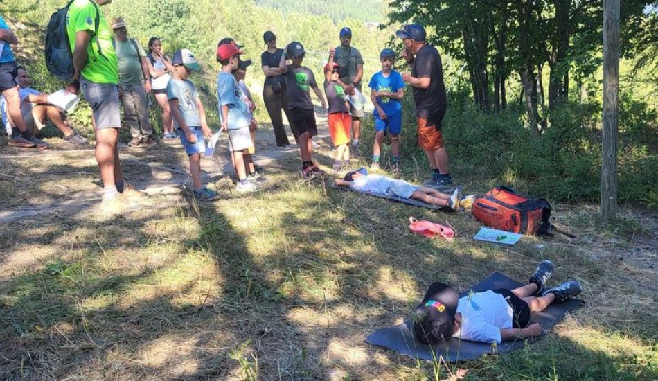 Balade sensibilisation aux gestes qui sauvent en montagne_Puy-Saint-Vincent