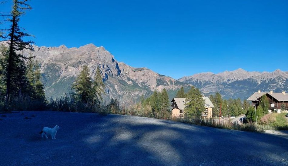 Aire d'accueil Camping-cars 1800m_Puy-Saint-Vincent